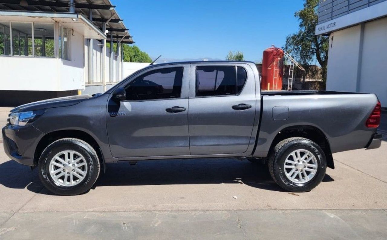 Toyota Hilux Usada en Mendoza, deRuedas