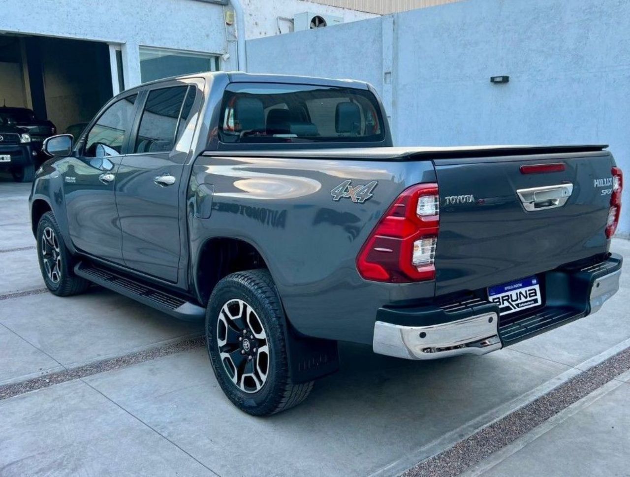 Toyota Hilux Usada en Mendoza, deRuedas