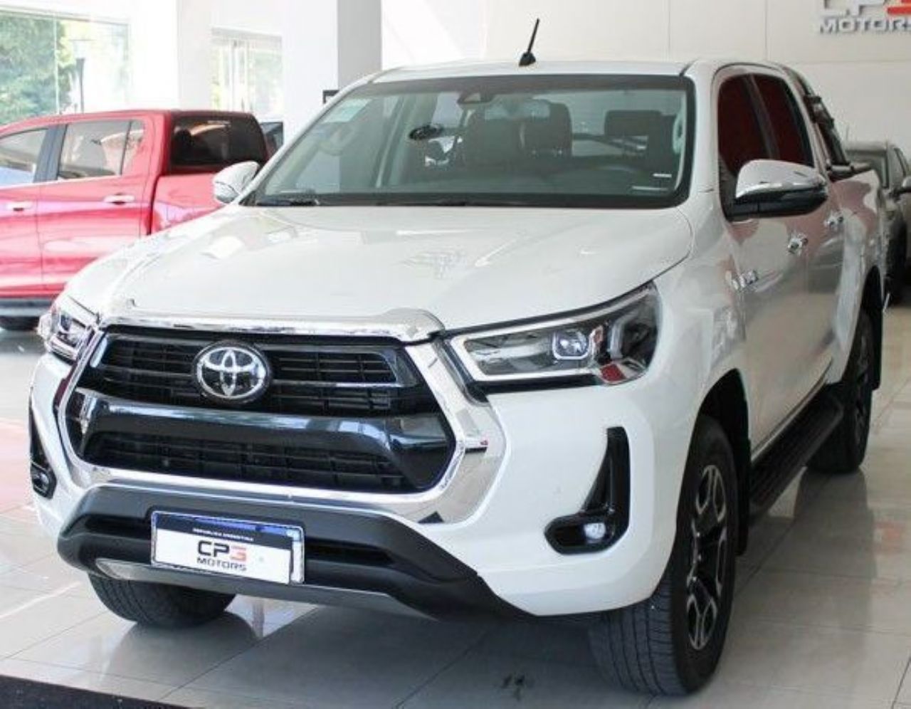 Toyota Hilux Usada en Mendoza, deRuedas
