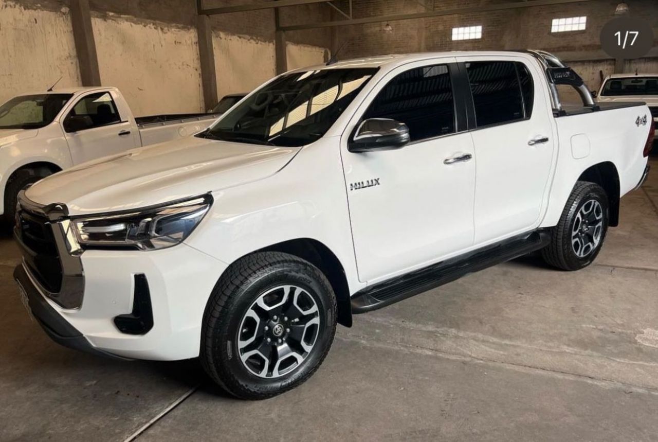 Toyota Hilux Usada en Mendoza, deRuedas