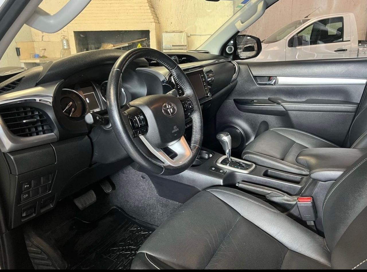 Toyota Hilux Usada en Mendoza, deRuedas
