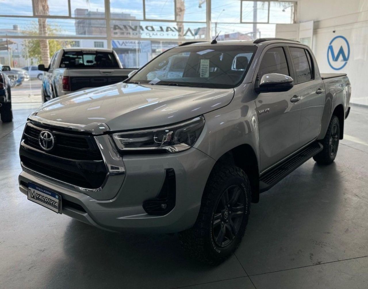 Toyota Hilux Usada en San Juan, deRuedas
