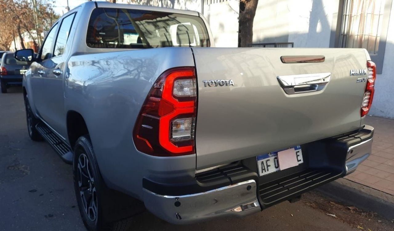 Toyota Hilux Usada Financiado en Mendoza, deRuedas