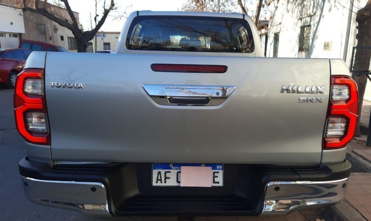 Toyota Hilux Usada Financiado en Mendoza, deRuedas