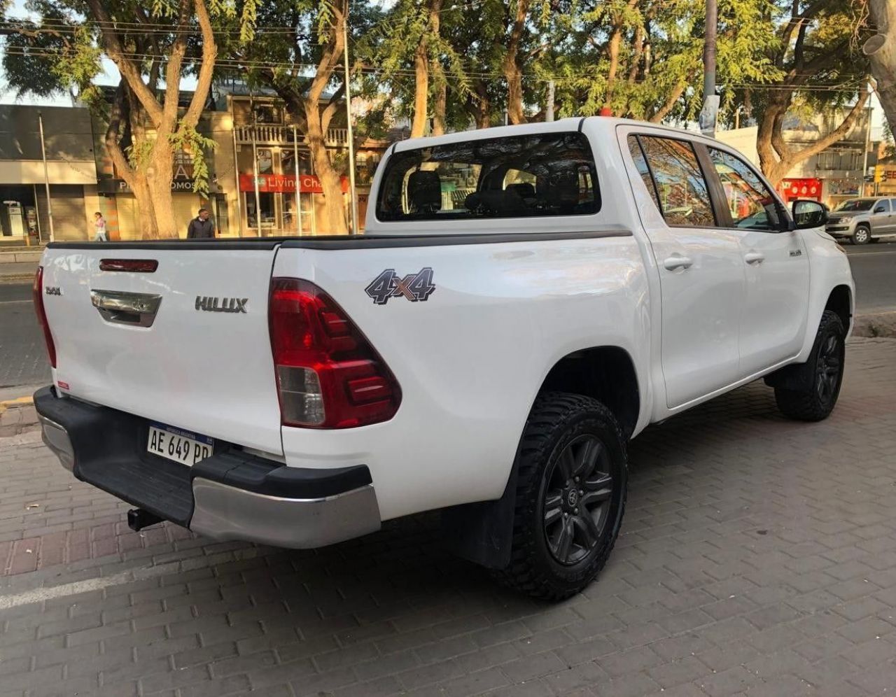 Toyota Hilux Usada en Mendoza, deRuedas
