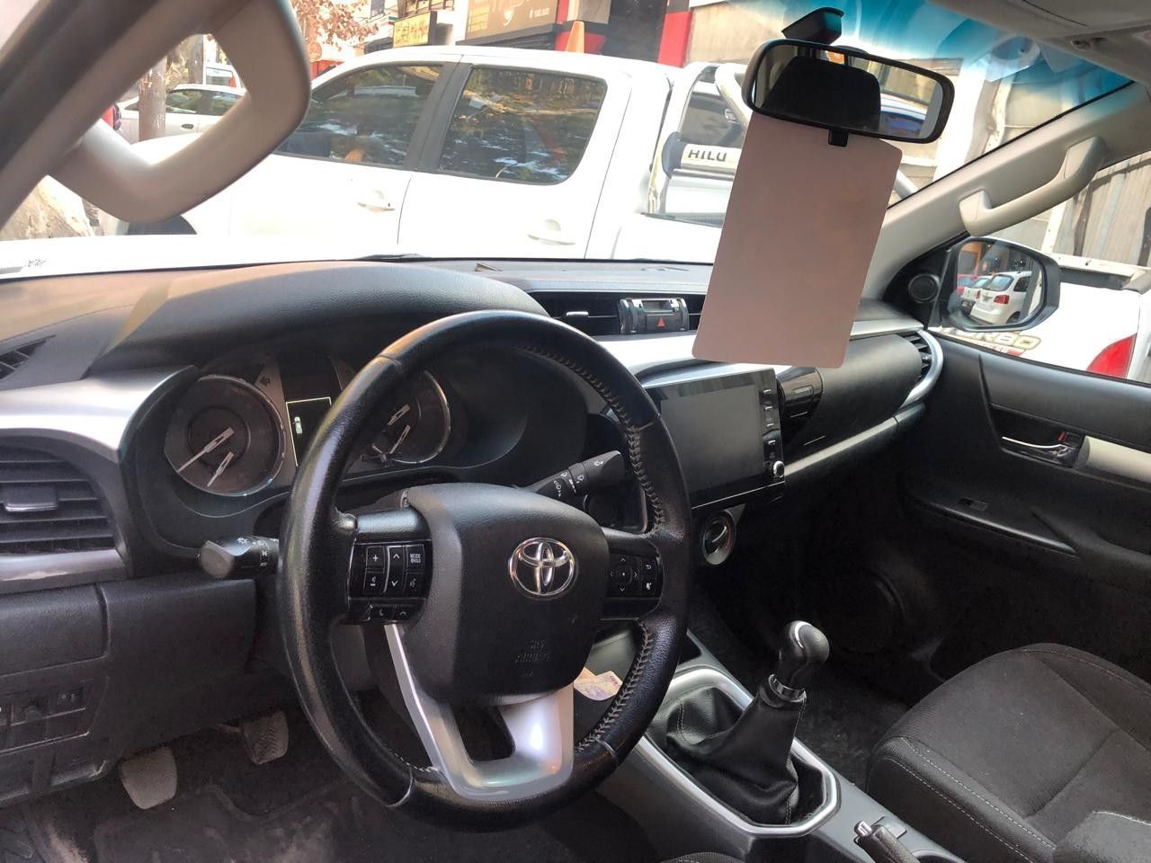 Toyota Hilux Usada en Mendoza, deRuedas
