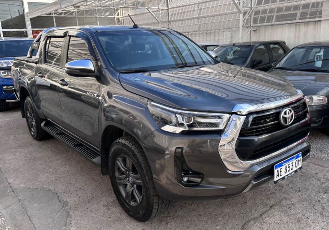 Toyota Hilux Usada en San Luis, deRuedas