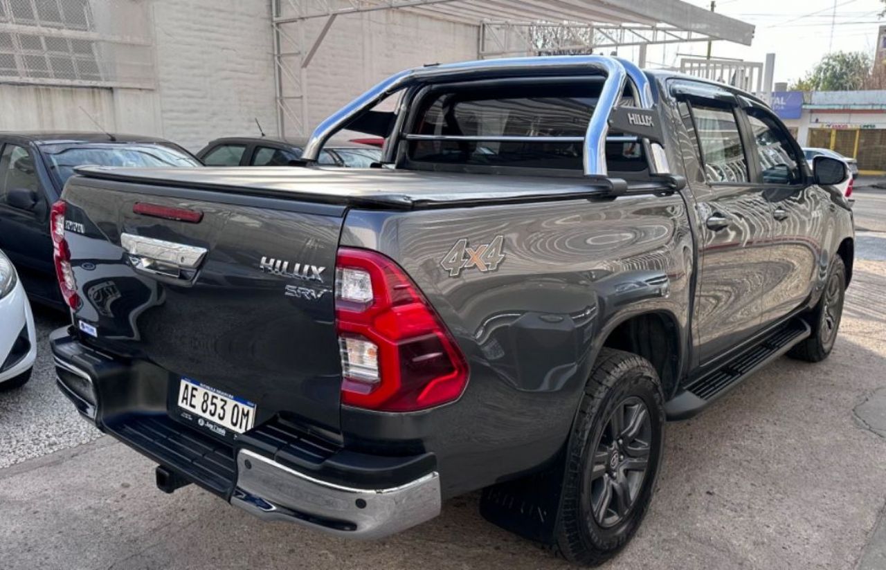 Toyota Hilux Usada en San Luis, deRuedas