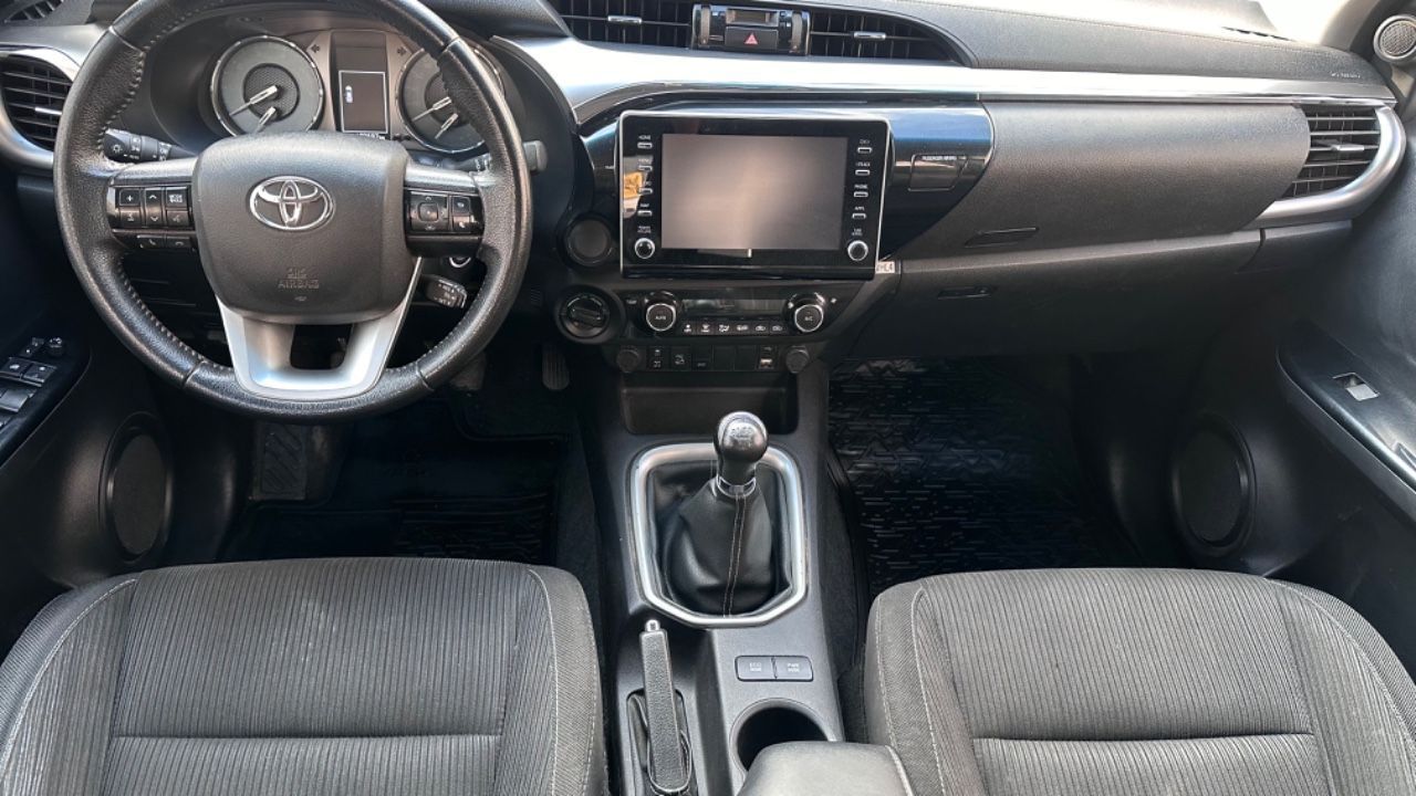 Toyota Hilux Usada en San Luis, deRuedas