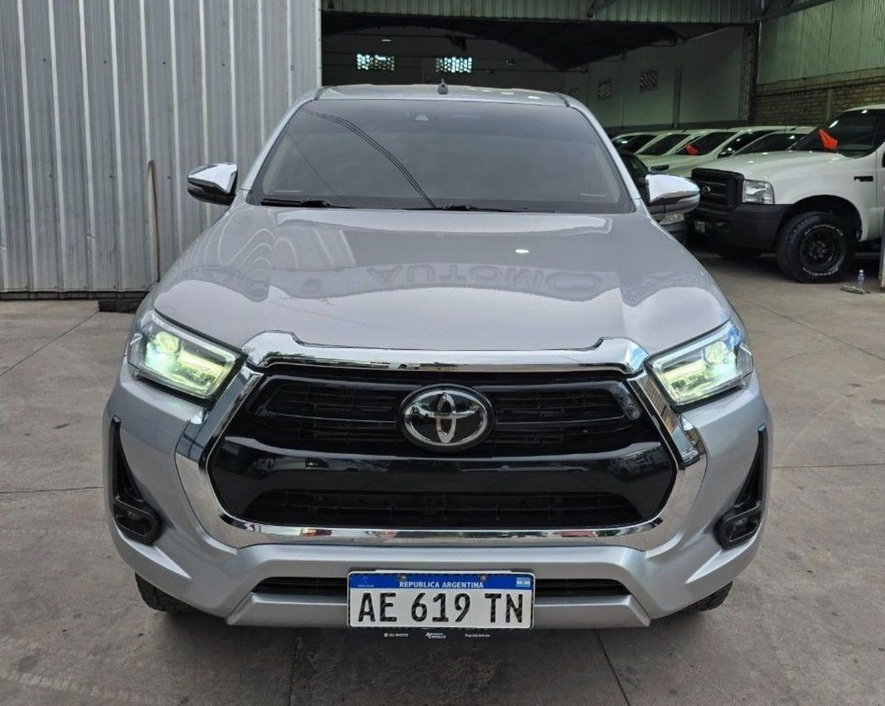 Toyota Hilux Usada Financiado en Mendoza, deRuedas