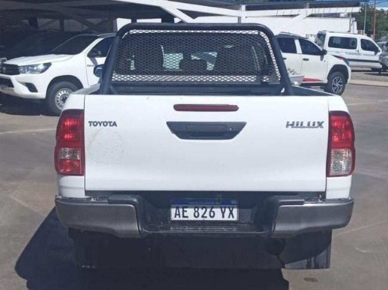 Toyota Hilux Usada en San Luis, deRuedas