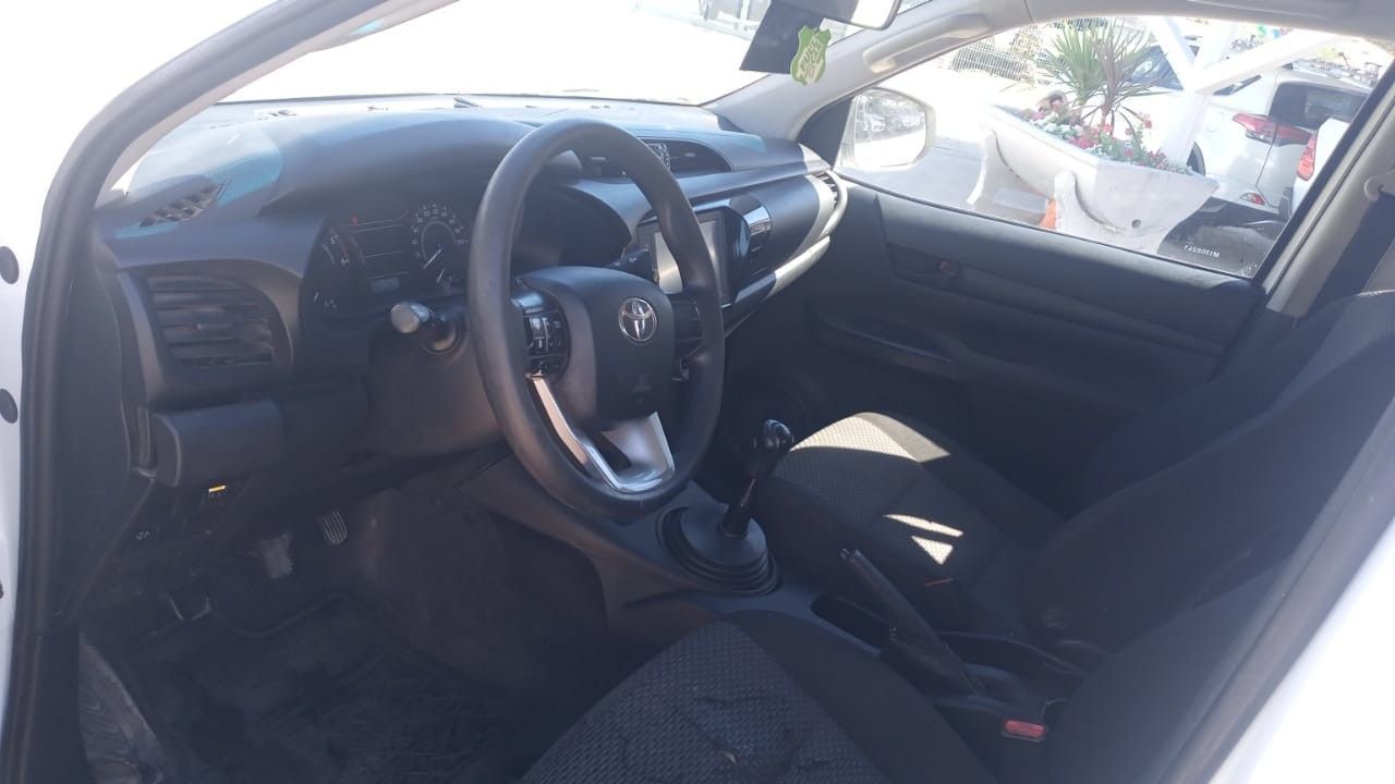 Toyota Hilux Usada en San Luis, deRuedas