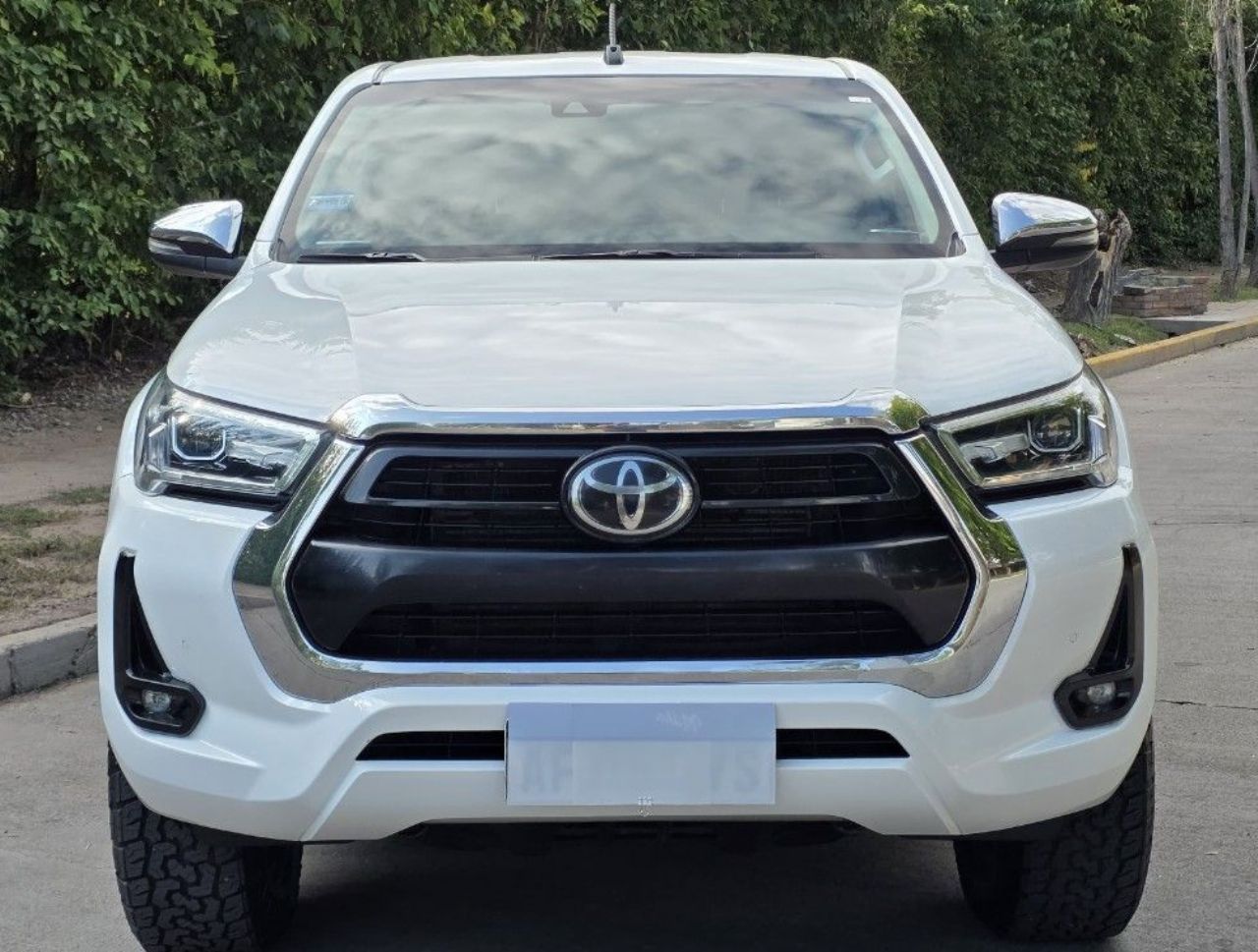 Toyota Hilux Usada en Mendoza, deRuedas