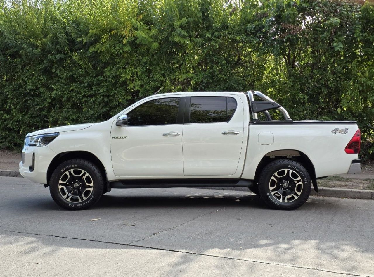 Toyota Hilux Usada en Mendoza, deRuedas