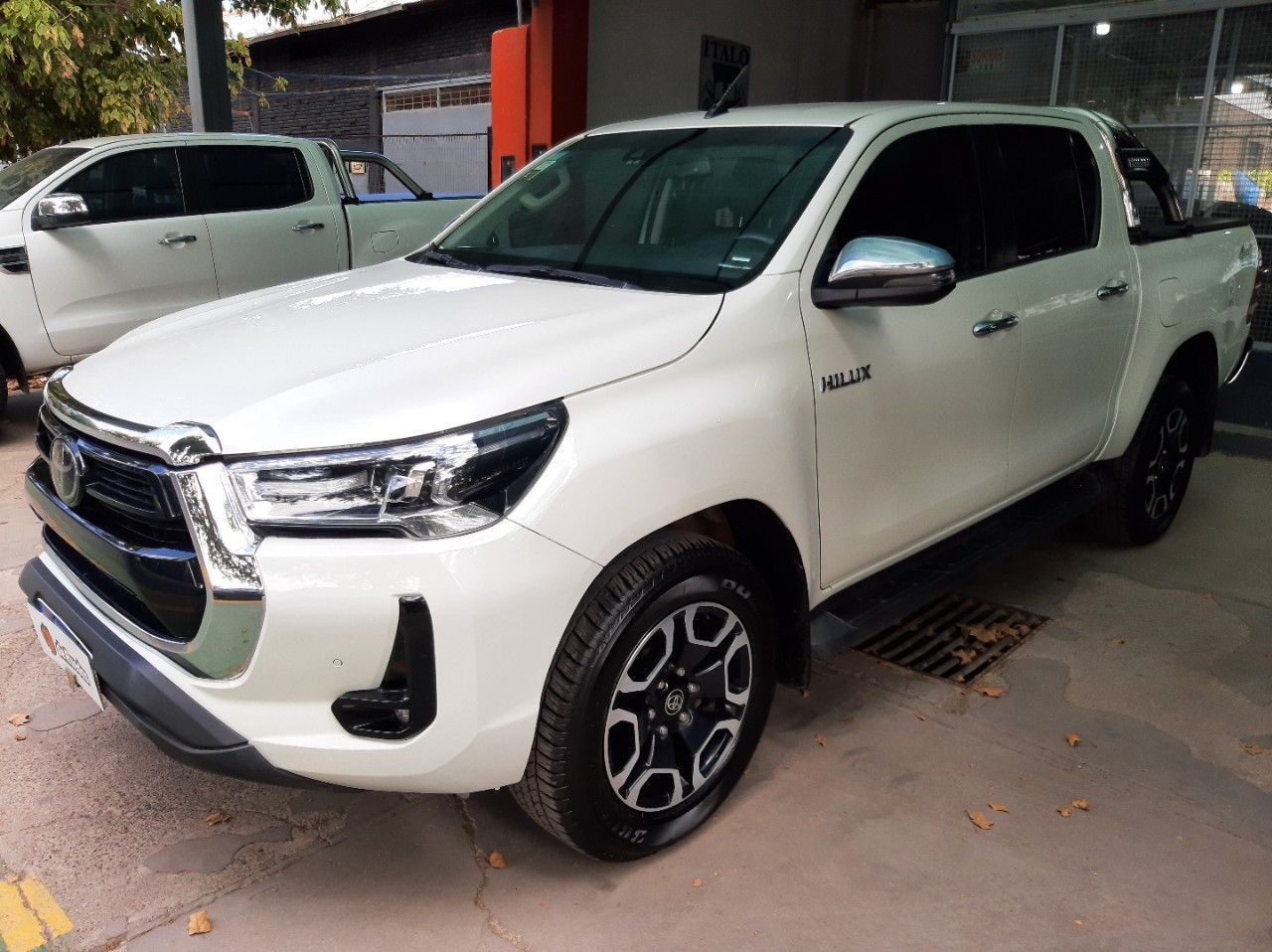 Toyota Hilux Usada Financiado en Mendoza, deRuedas