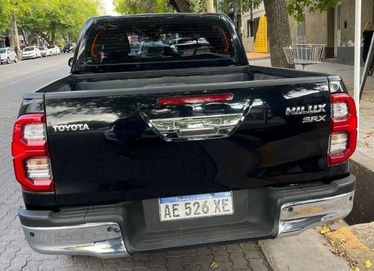 Toyota Hilux Usada en Mendoza, deRuedas