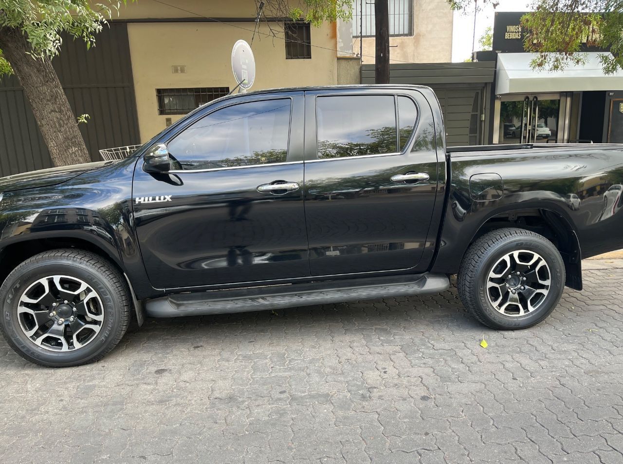 Toyota Hilux Usada en Mendoza, deRuedas