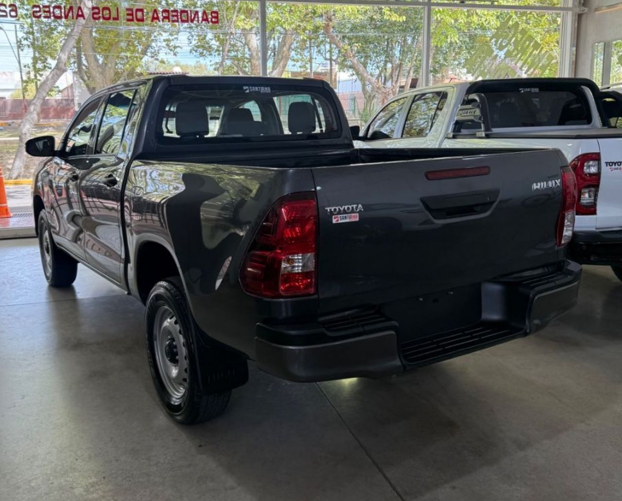 Toyota Hilux Usada Financiado en Mendoza, deRuedas