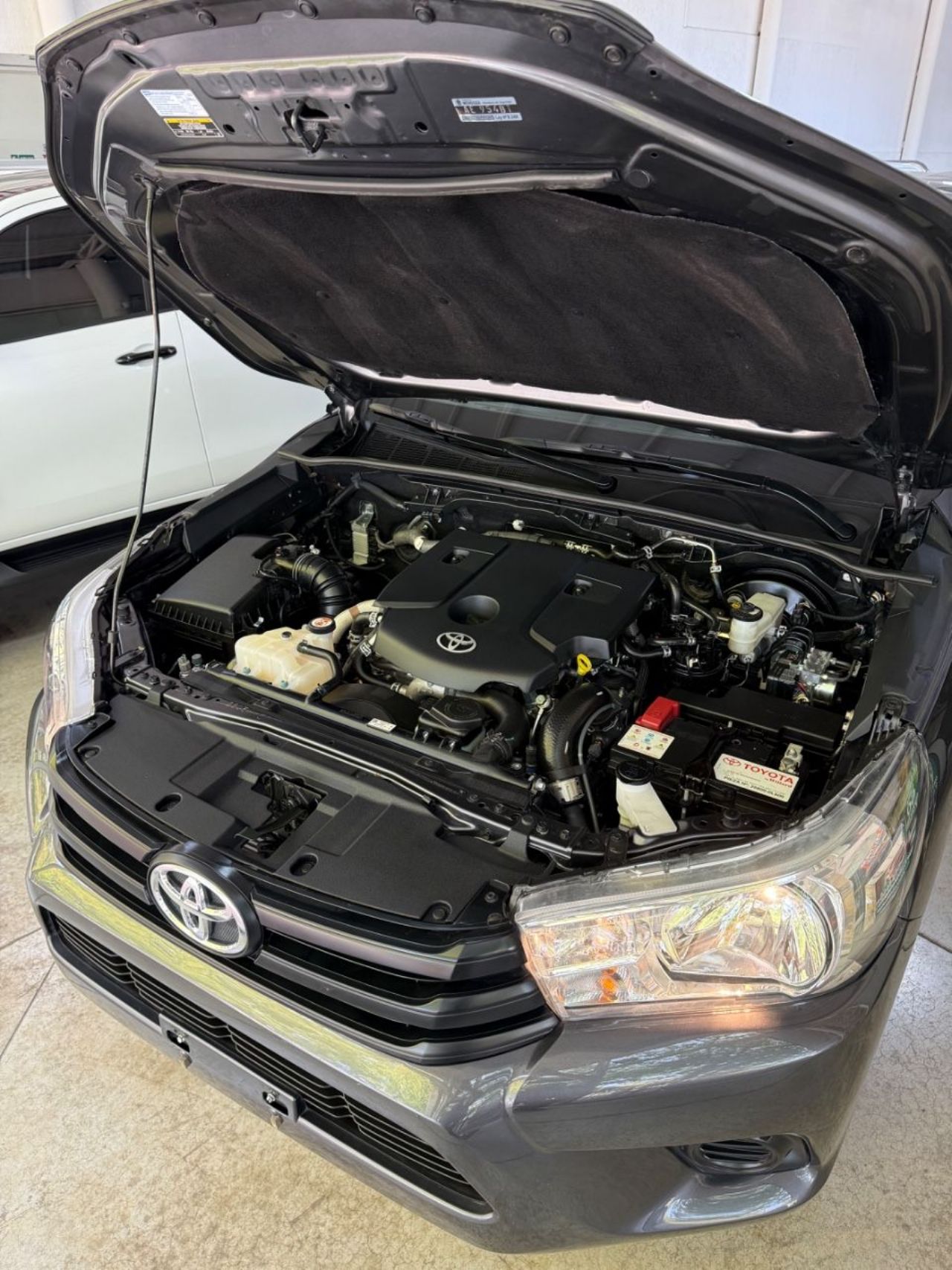 Toyota Hilux Usada Financiado en Mendoza, deRuedas