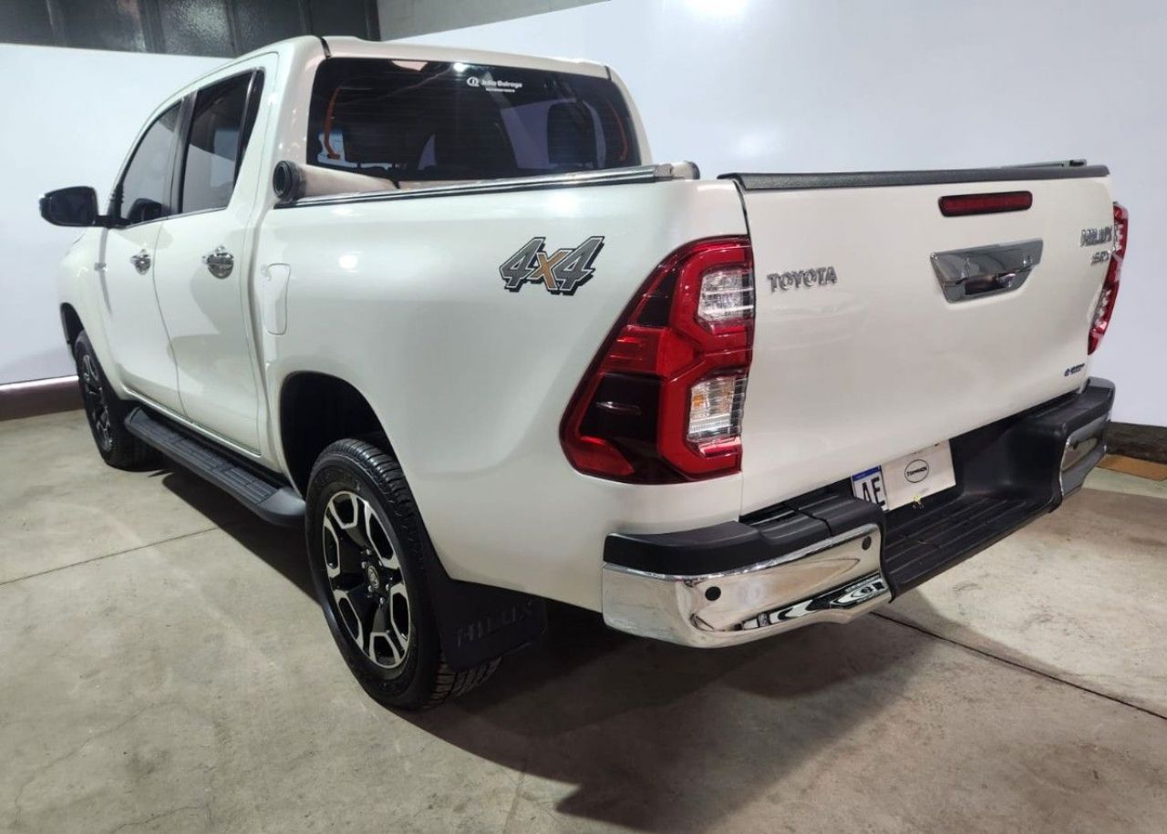 Toyota Hilux Usada en Mendoza, deRuedas