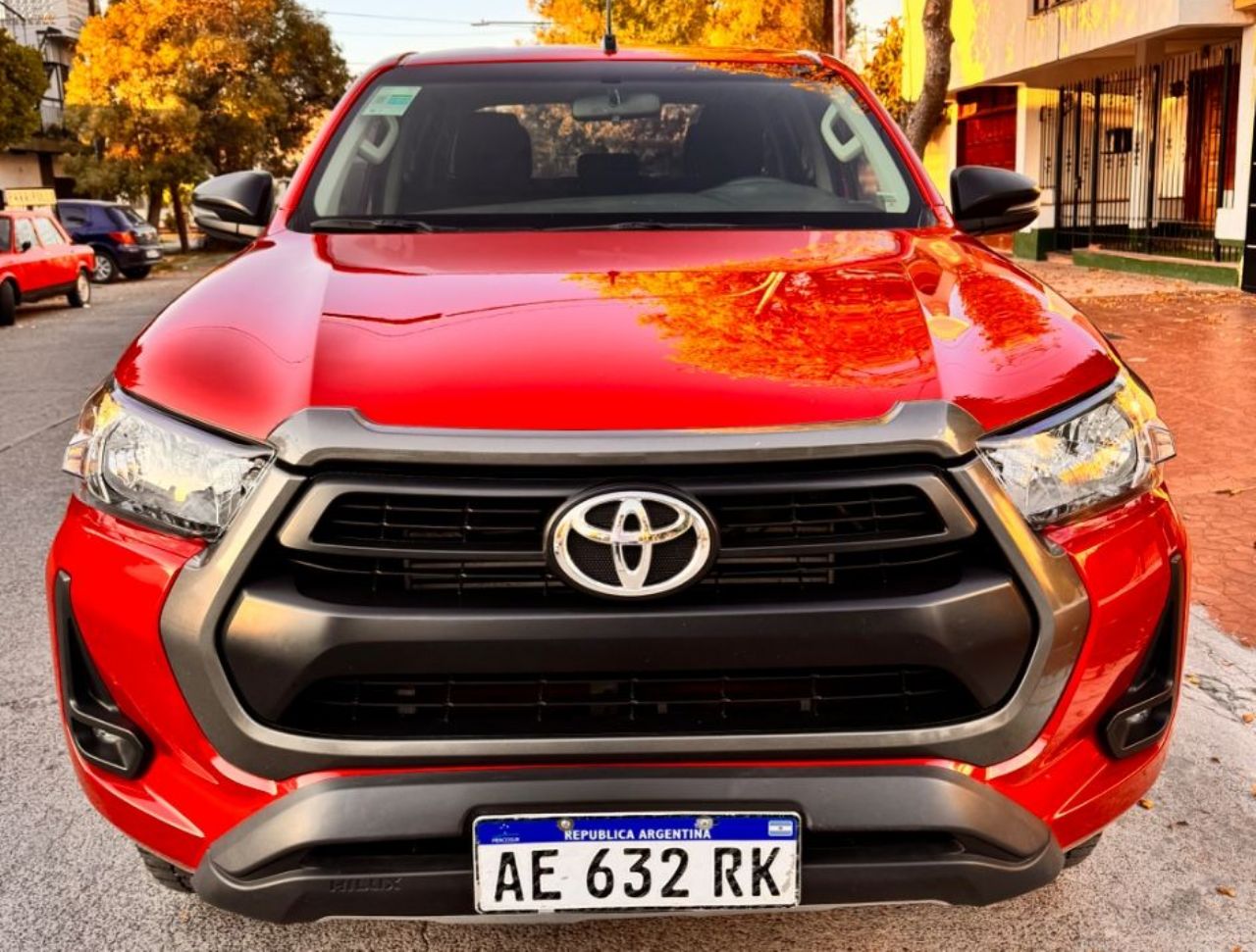 Toyota Hilux Usada en Mendoza, deRuedas