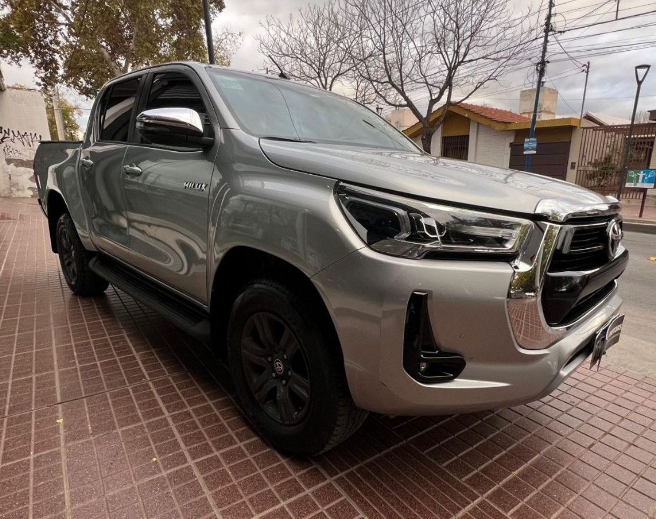 Toyota Hilux Usada Financiado en Mendoza, deRuedas