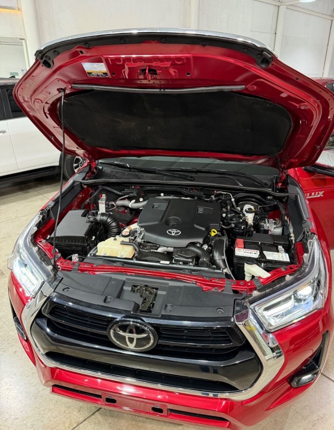 Toyota Hilux Usada Financiado en Mendoza, deRuedas