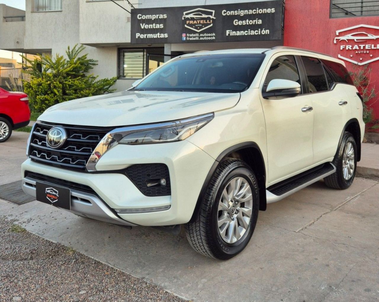 Toyota Hilux Usada Financiado en Mendoza, deRuedas