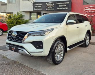 Toyota Hilux Usada en Mendoza Financiado