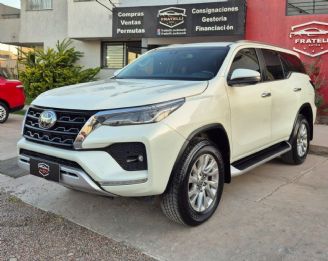 Toyota Hilux Usada en Mendoza Financiado