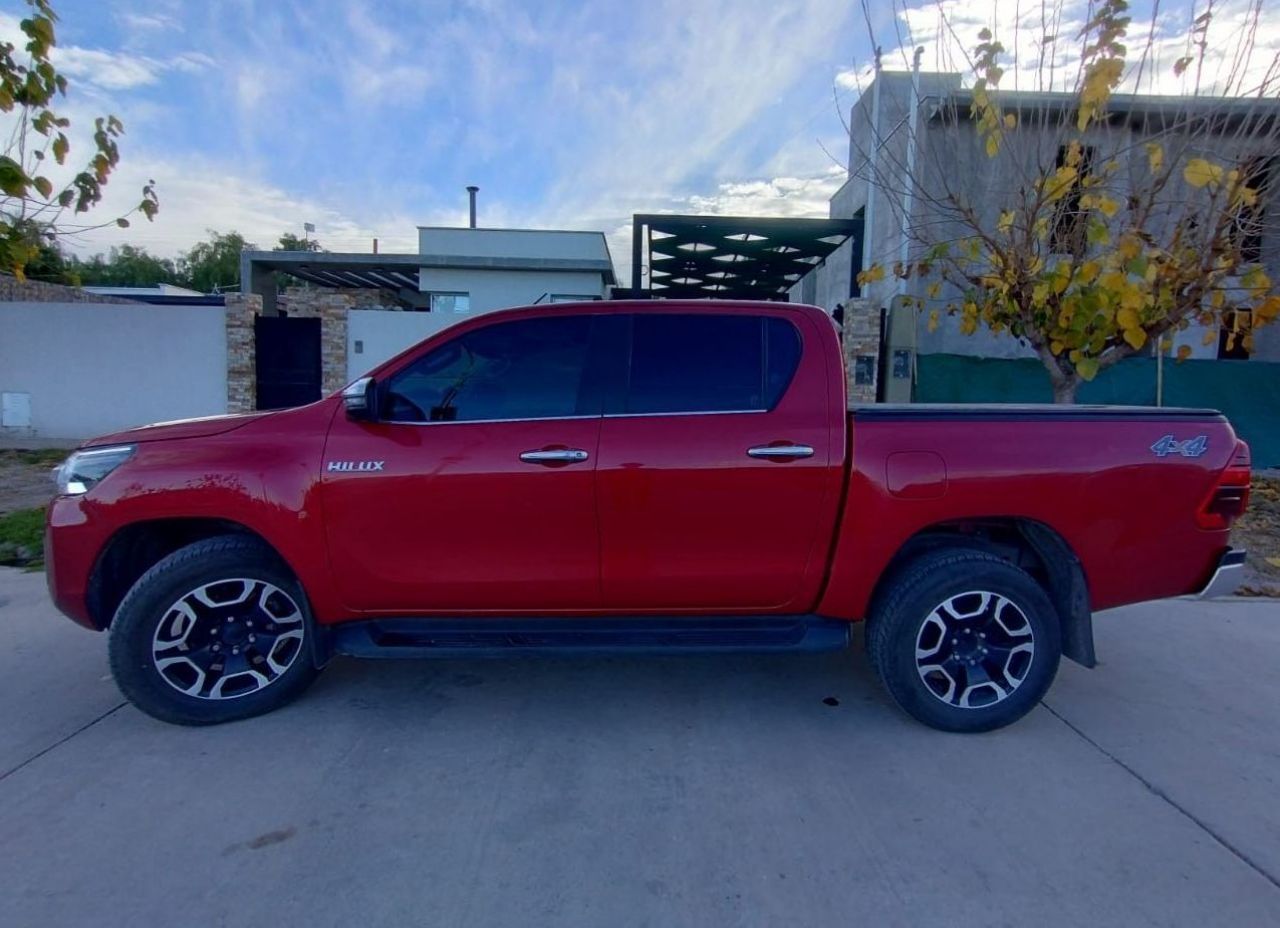 Toyota Hilux Usada en Mendoza, deRuedas
