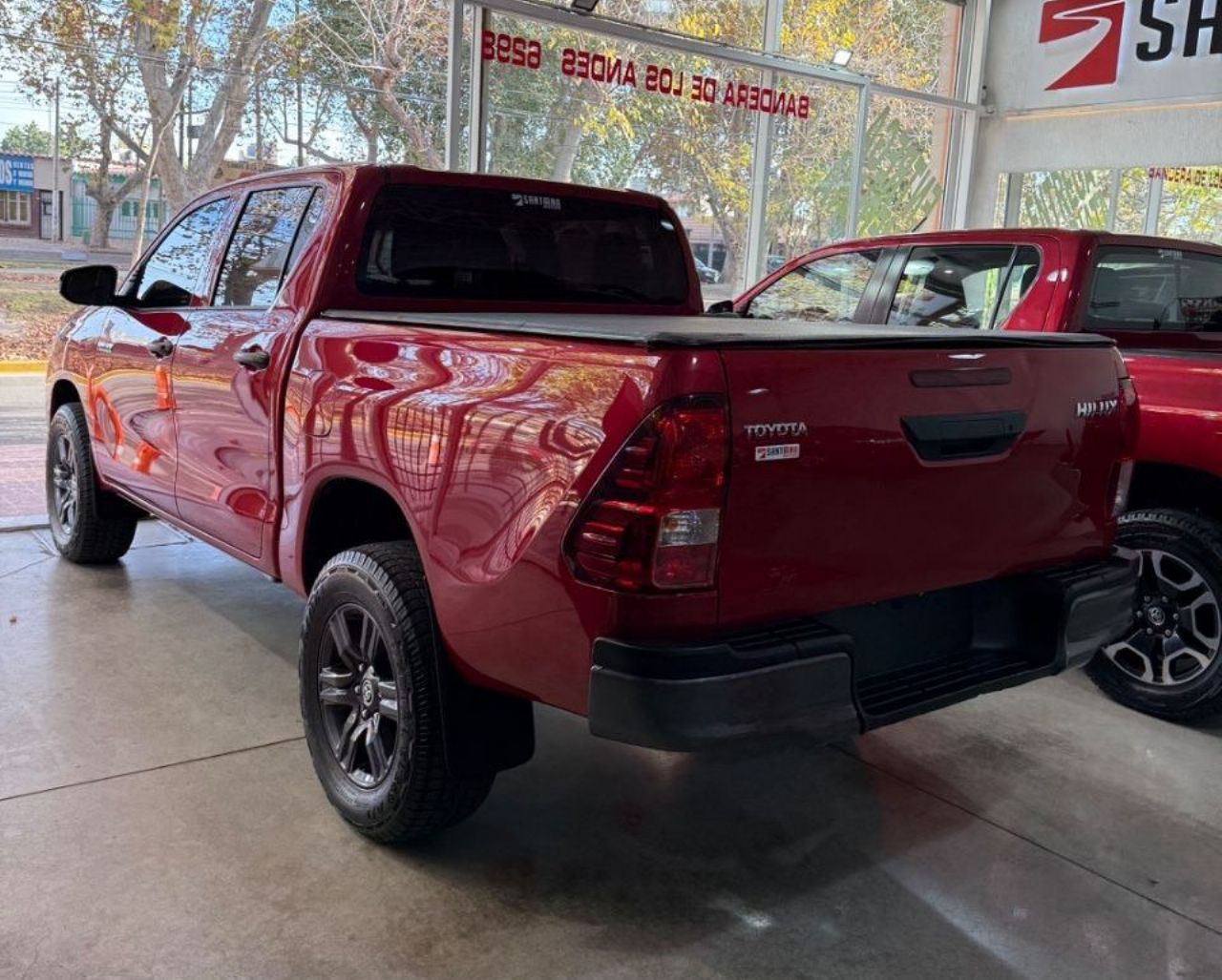 Toyota Hilux Usada Financiado en Mendoza, deRuedas