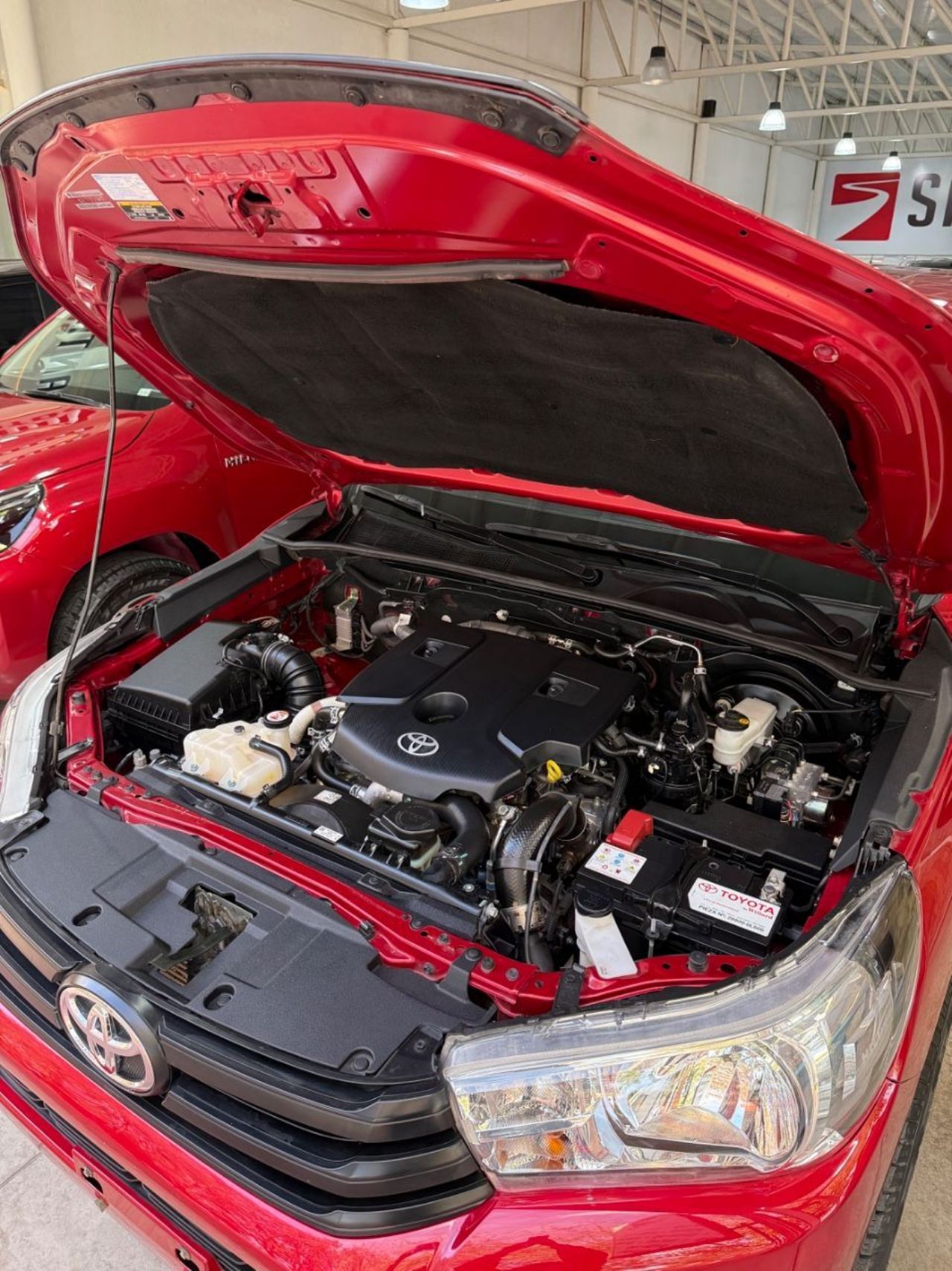 Toyota Hilux Usada Financiado en Mendoza, deRuedas