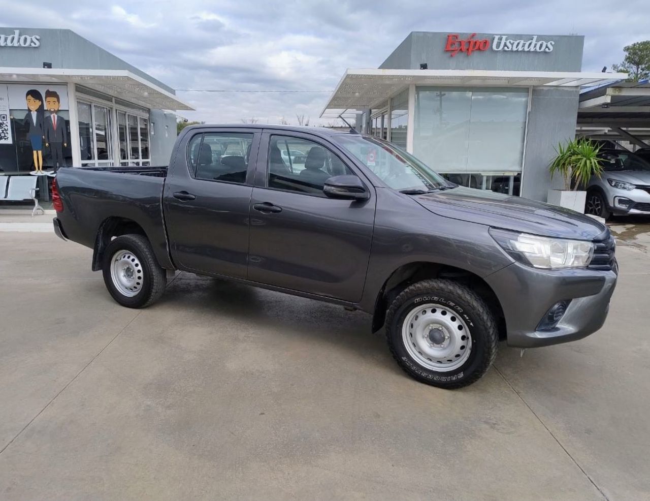 Toyota Hilux Usada en San Luis, deRuedas