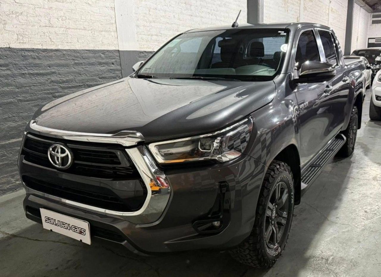 Toyota Hilux Usada Financiado en San Juan, deRuedas