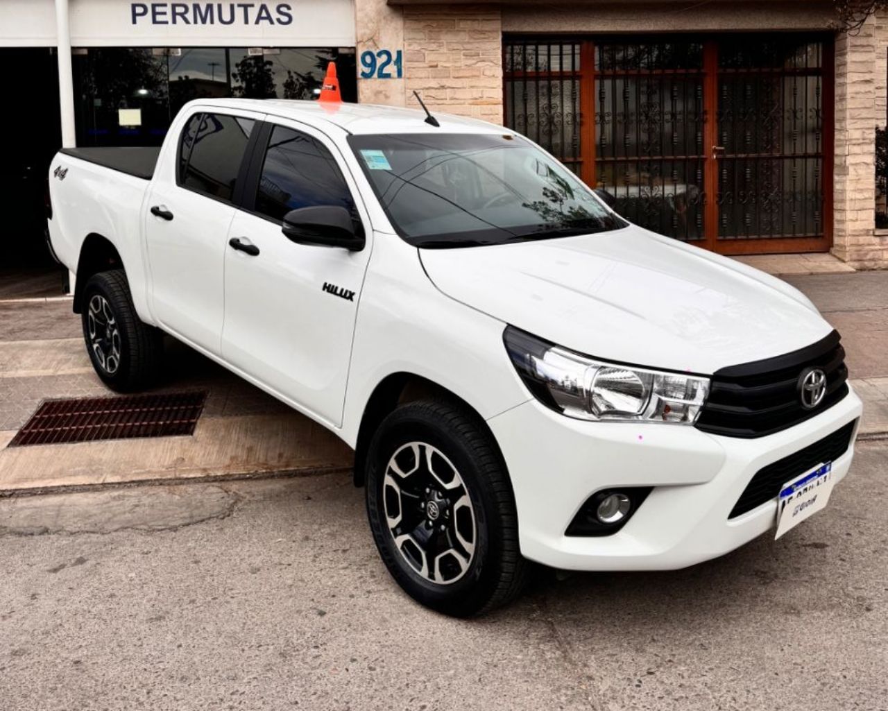 Toyota Hilux Usada Financiado en Mendoza, deRuedas