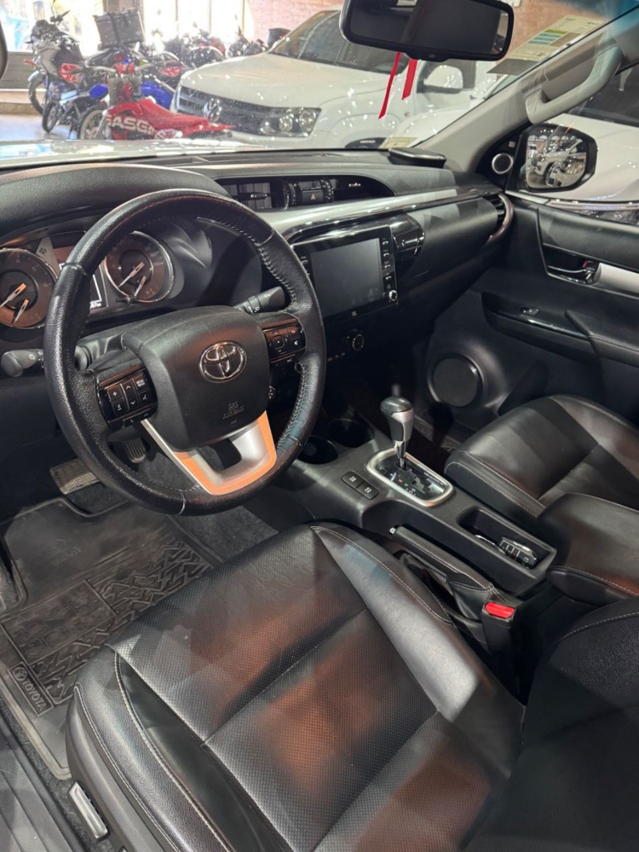 Toyota Hilux Usada Financiado en San Juan, deRuedas
