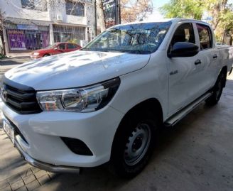 Toyota Hilux Usada en Mendoza Financiado