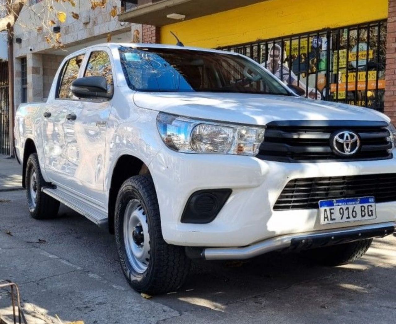 Toyota Hilux Usada Financiado en Mendoza, deRuedas