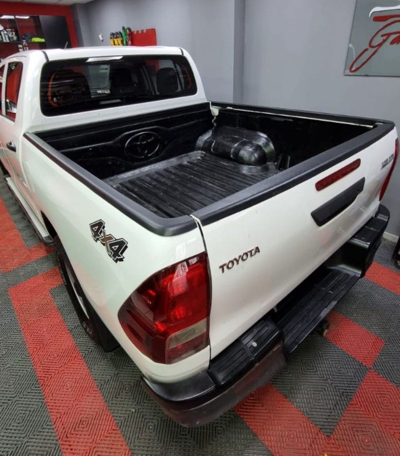 Toyota Hilux Usada Financiado en Mendoza, deRuedas