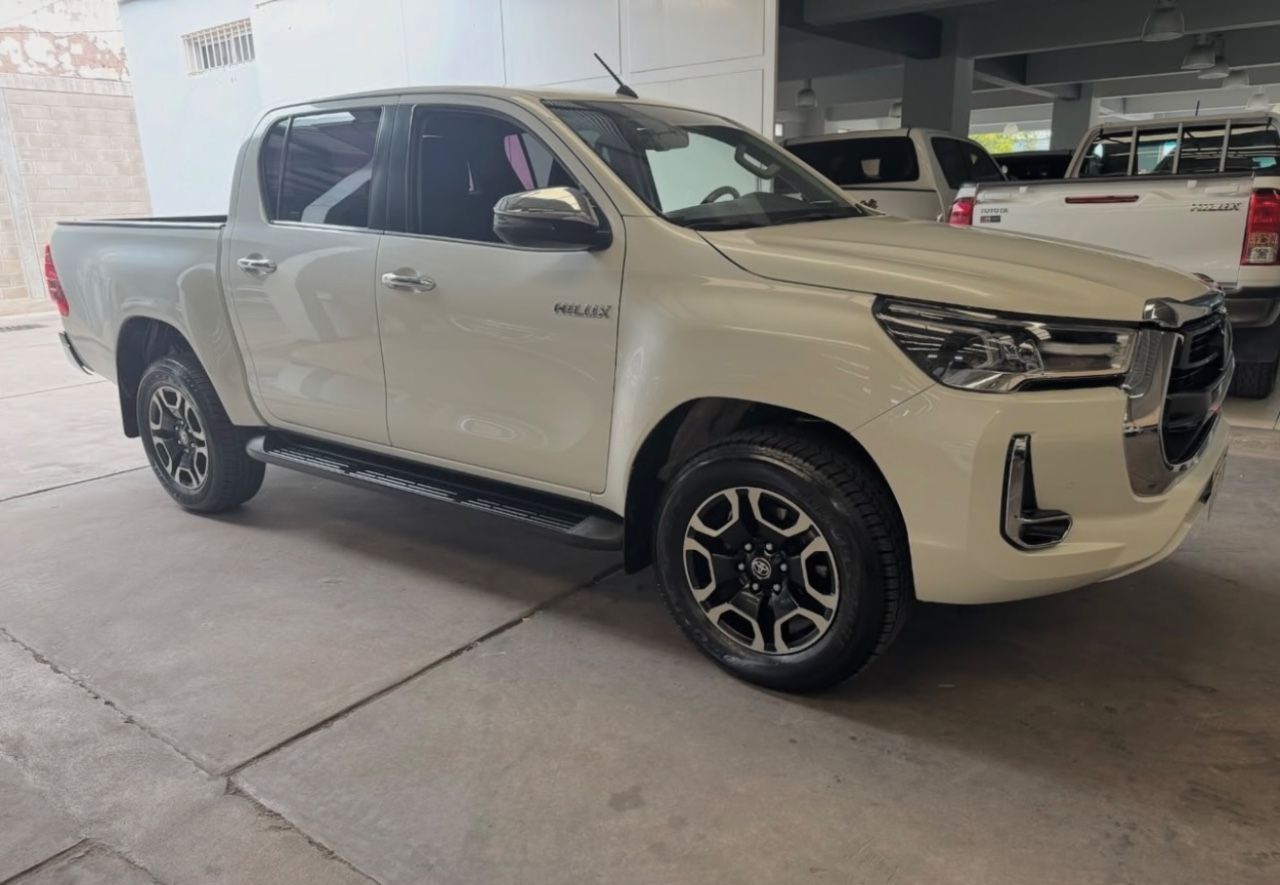 Toyota Hilux Usada en Mendoza, deRuedas