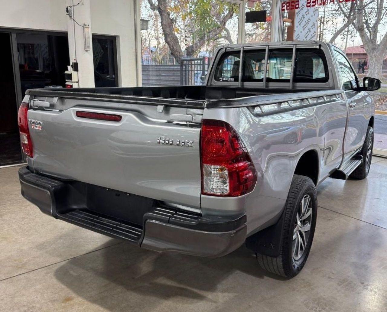 Toyota Hilux Usada Financiado en Mendoza, deRuedas