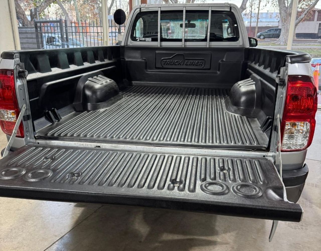 Toyota Hilux Usada Financiado en Mendoza, deRuedas