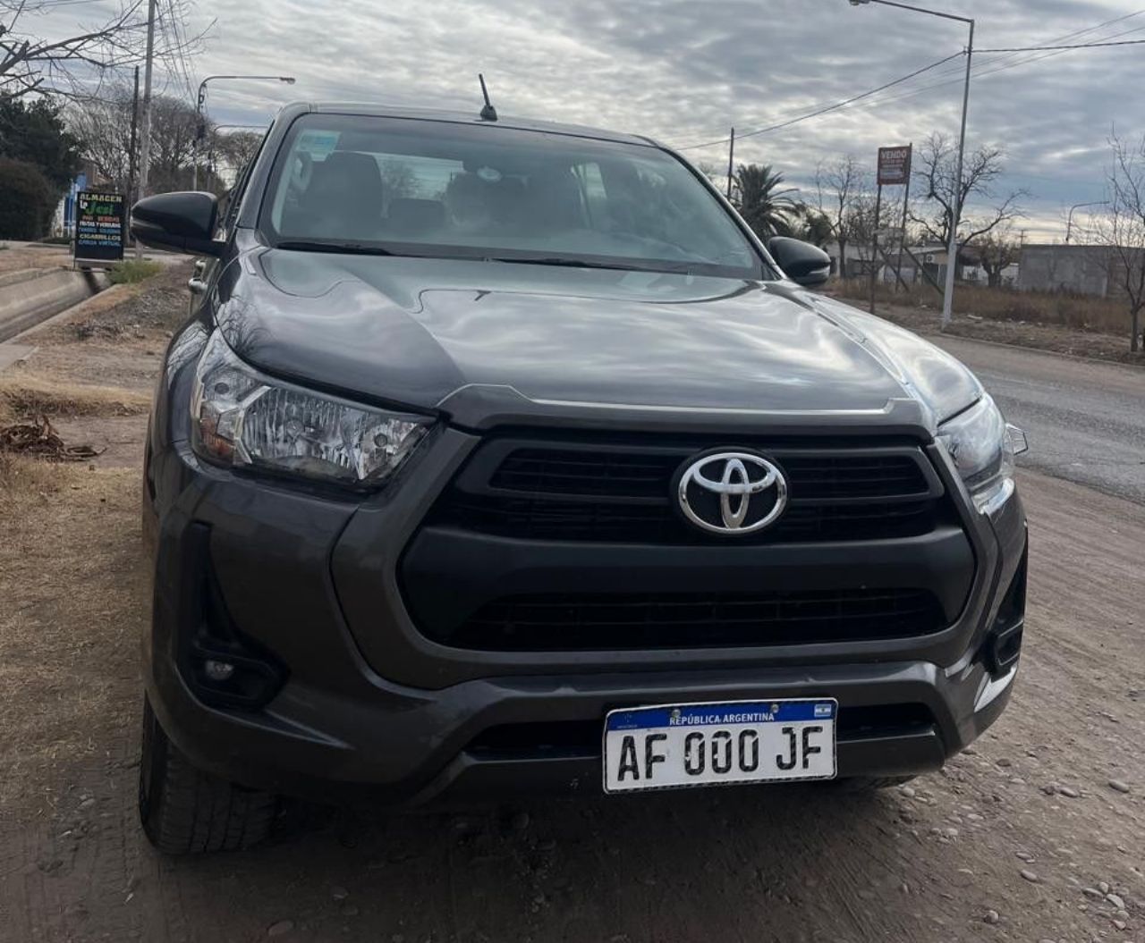 Toyota Hilux Usada en Neuquén, deRuedas