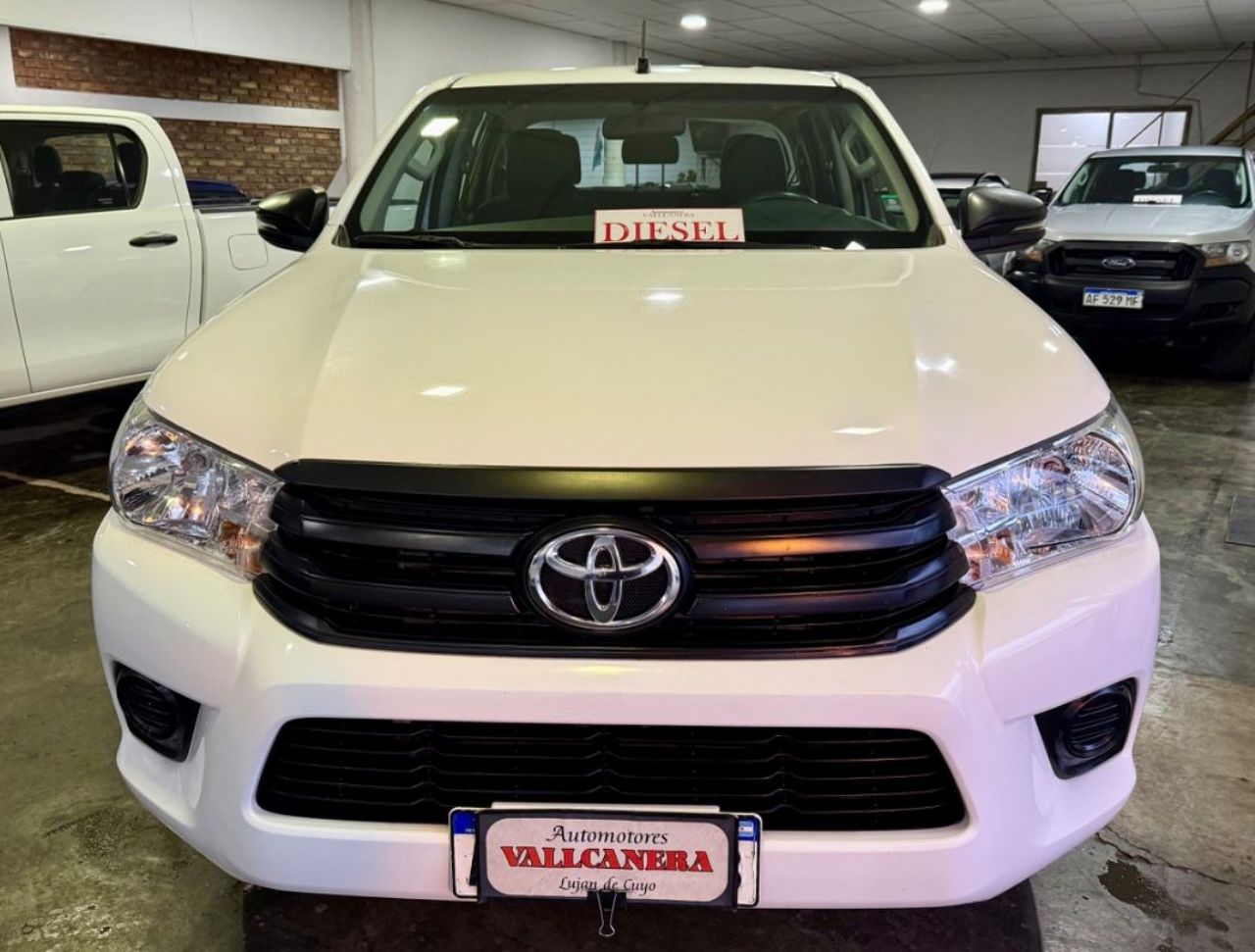 Toyota Hilux Usada en Mendoza, deRuedas