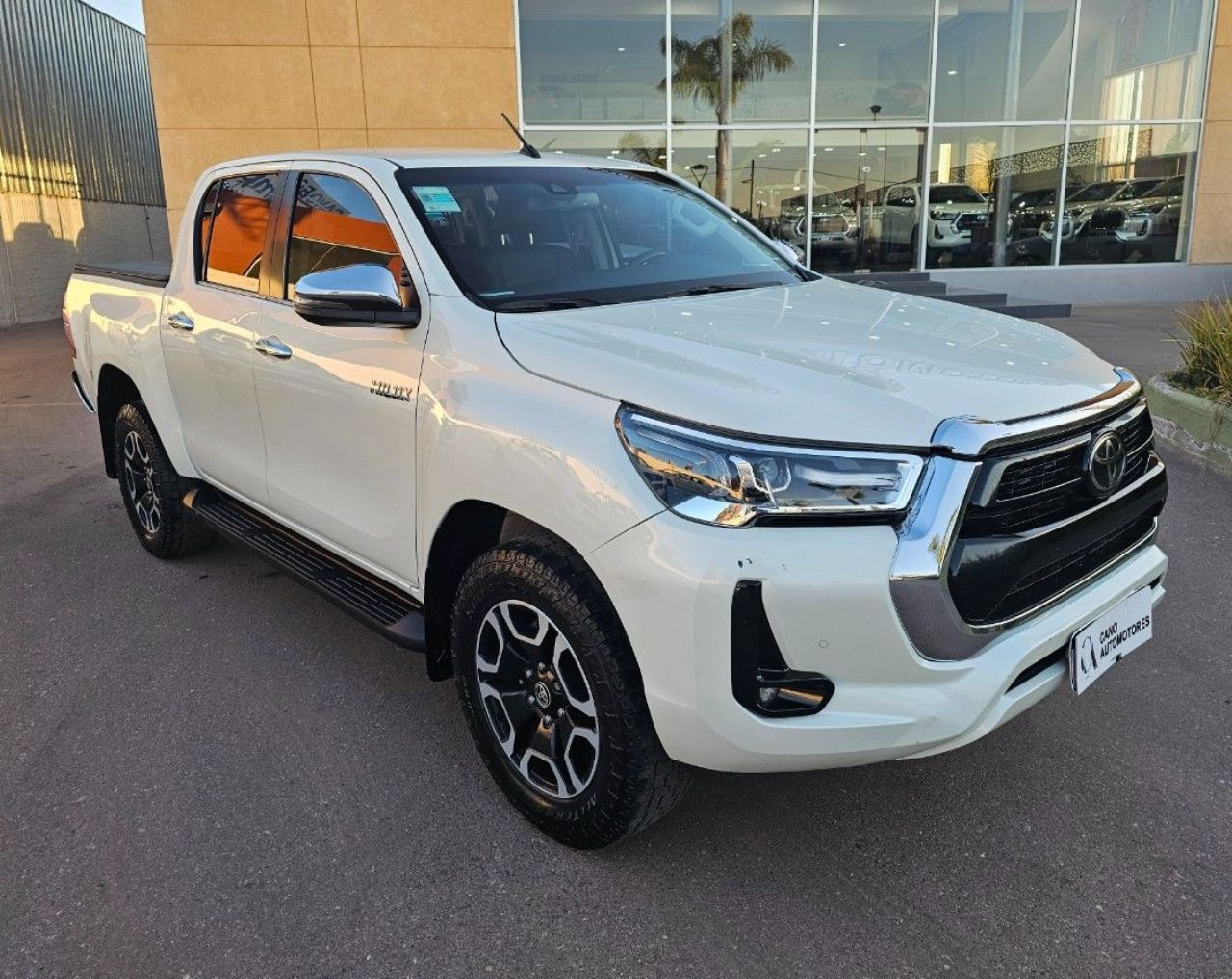 Toyota Hilux Usada Financiado en Mendoza, deRuedas