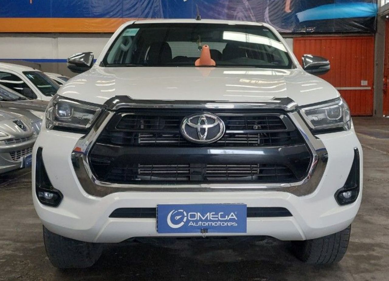 Toyota Hilux Usada Financiado en Mendoza, deRuedas