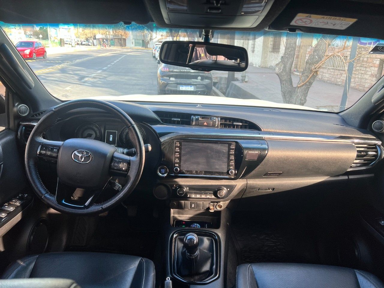 Toyota Hilux Usada en Mendoza, deRuedas