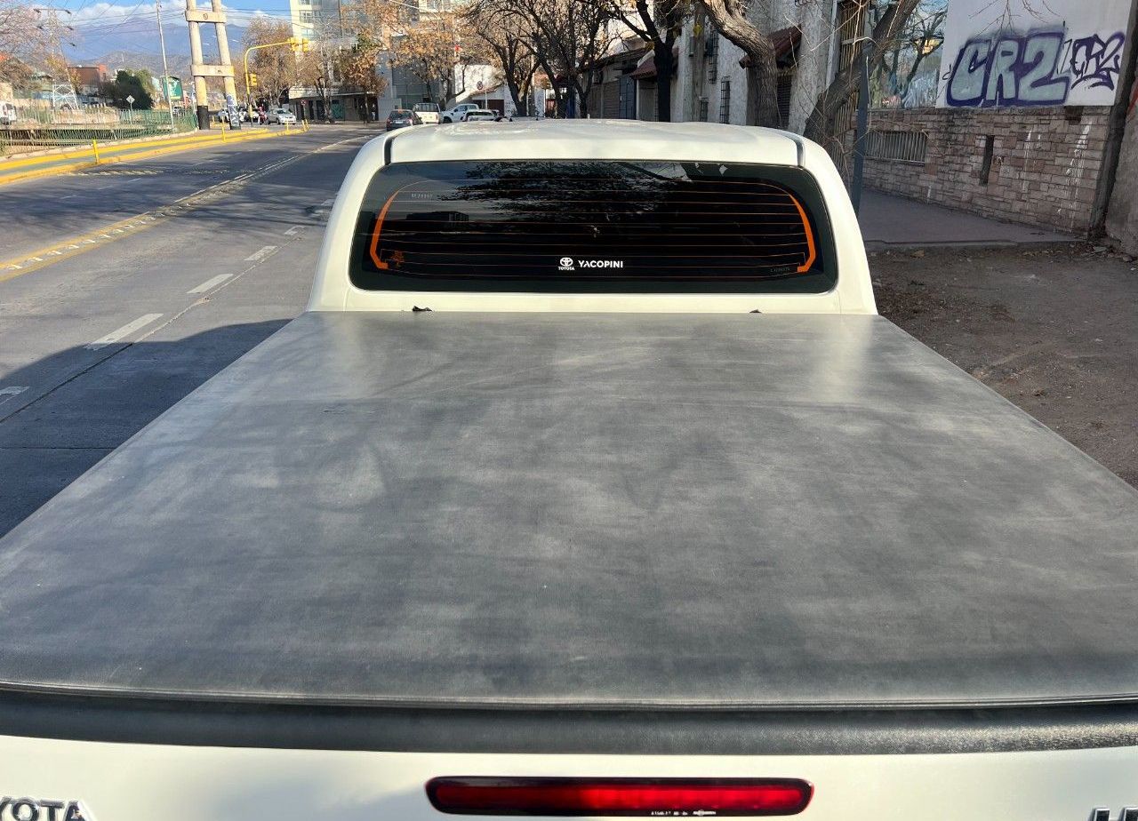 Toyota Hilux Usada en Mendoza, deRuedas