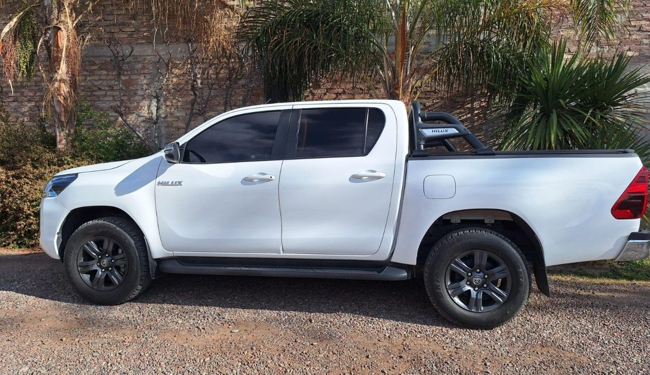 Toyota Hilux Usada en Mendoza, deRuedas